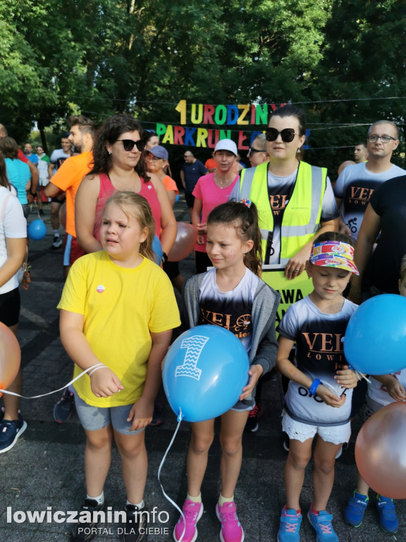 Pierwsze urodziny łowickiego parkrunu