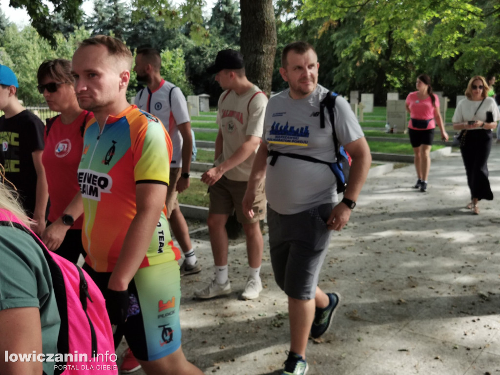 Uroczystości na cmentarzu wojennym w Kompinie.