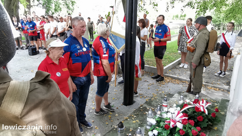 Uroczystości na cmentarzu wojennym w Kompinie.