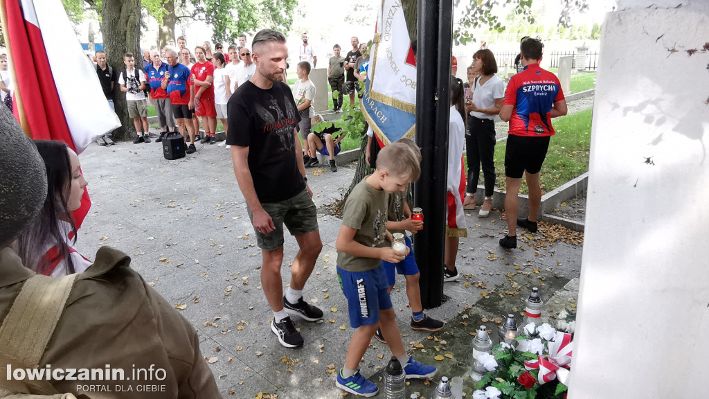 Uroczystości na cmentarzu wojennym w Kompinie.
