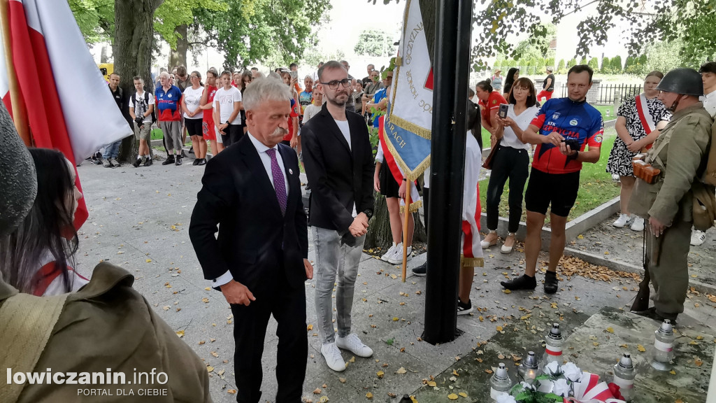 Uroczystości na cmentarzu wojennym w Kompinie.