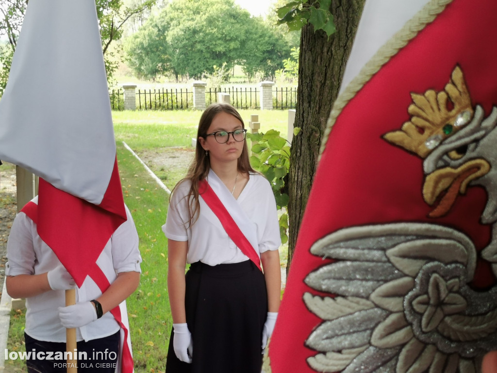Uroczystości na cmentarzu wojennym w Kompinie.