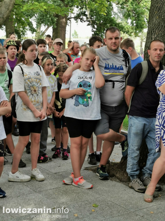 Uroczystości na cmentarzu wojennym w Kompinie.