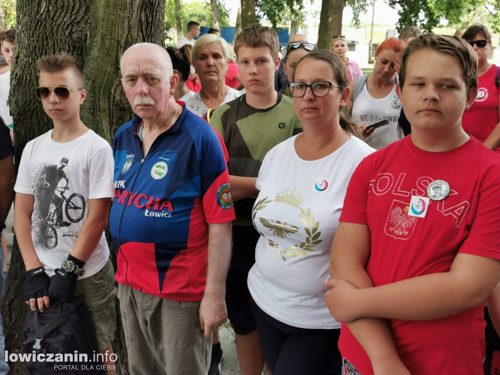 Uroczystości na cmentarzu wojennym w Kompinie.
