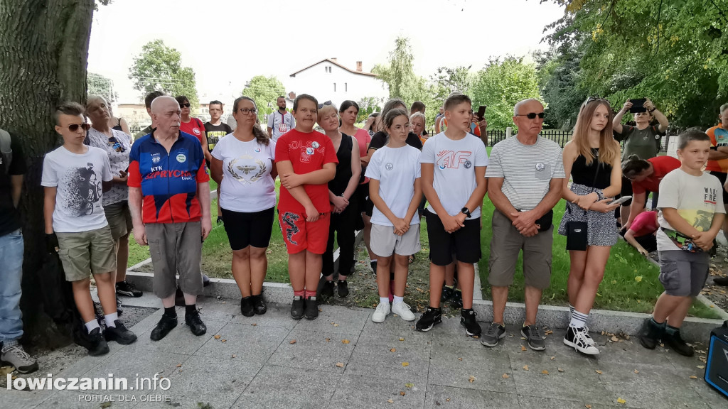 Uroczystości na cmentarzu wojennym w Kompinie.
