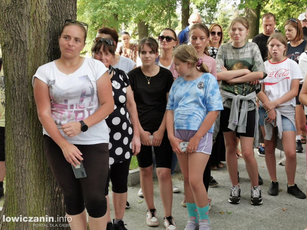 Uroczystości na cmentarzu wojennym w Kompinie.