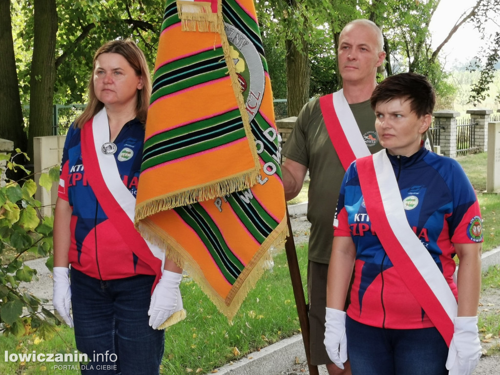 Uroczystości na cmentarzu wojennym w Kompinie.