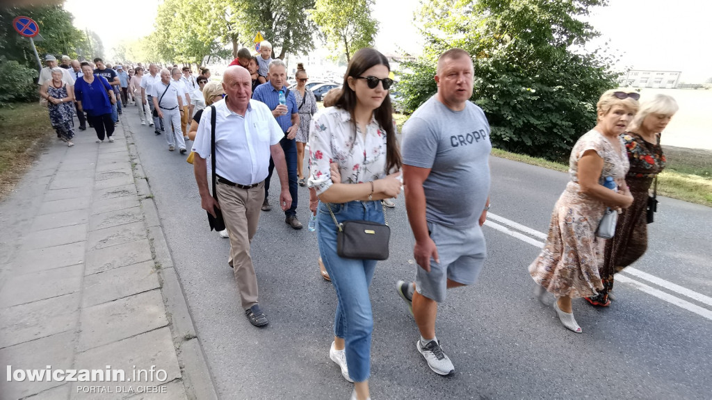 Ogólnopolskie Dni Pszczelarza - przemarsz ma mszę świętą