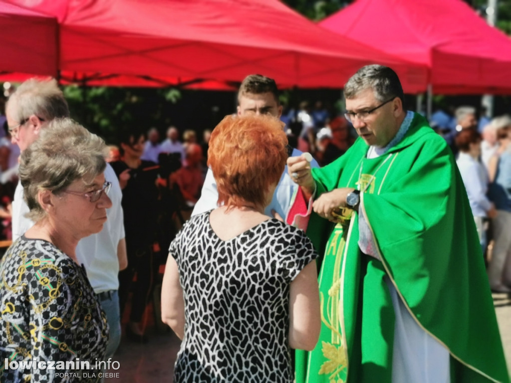 Maurzyce - ku pamięci kardynała Wyszyńskiego.