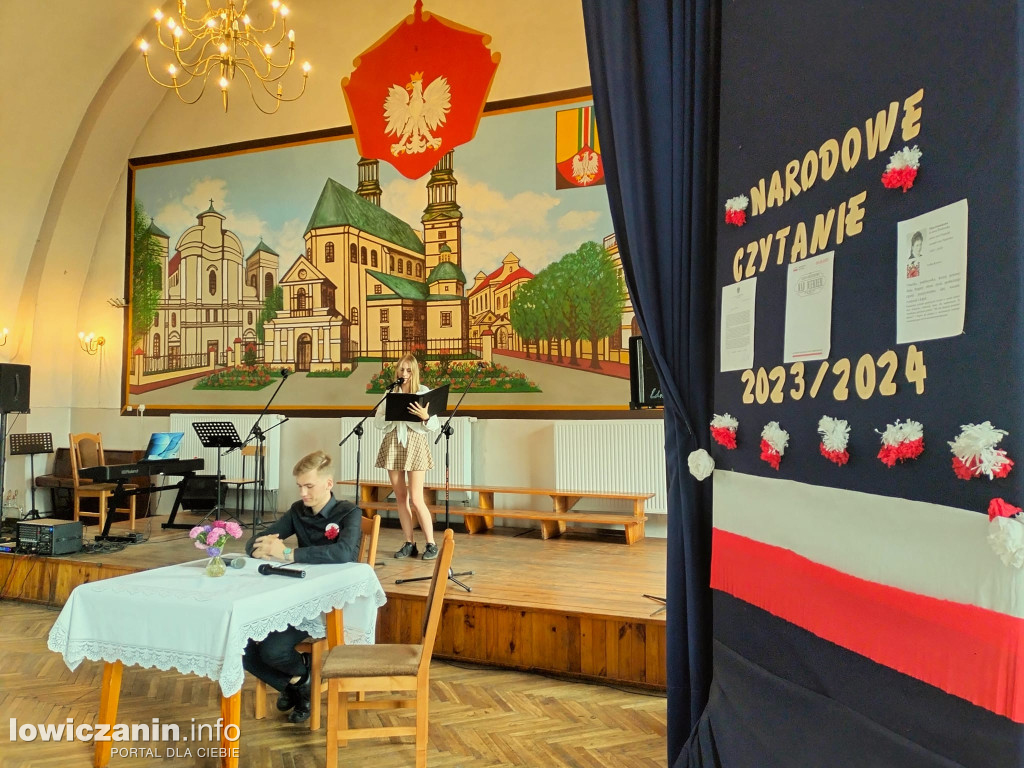 Narodowe Czytanie w ZST nr 1 w Łowiczu