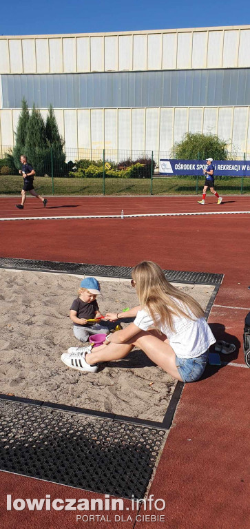 W Łowiczu trwa Półmaraton Jesieni