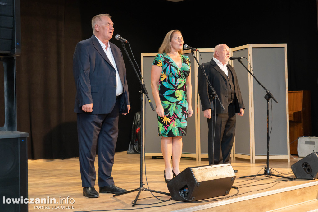 Gwiazdy kabaretu i skeczu w Niesułkowie