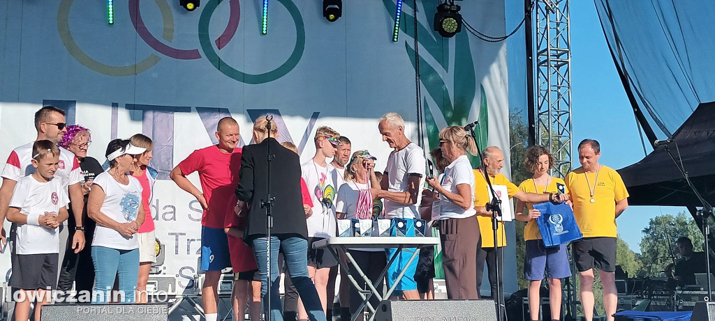 Łowiccy seniorzy na Olimpiadzie w Łazach