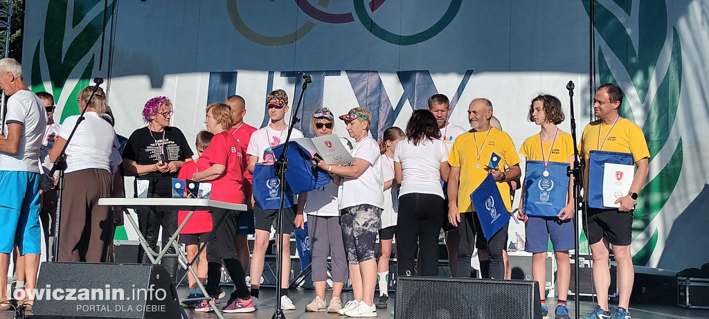 Łowiccy seniorzy na Olimpiadzie w Łazach