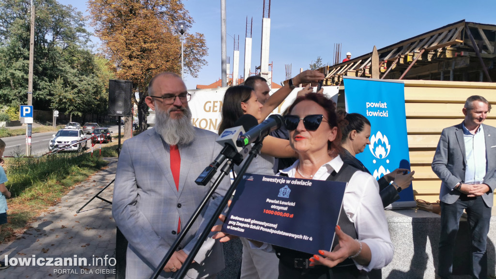 Wiceminister Edukacji Tomasz Rzymkowski gościł w Łowiczu