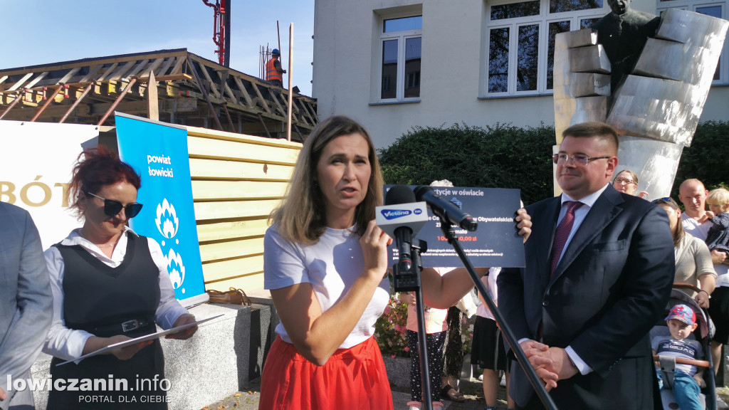 Wiceminister Edukacji Tomasz Rzymkowski gościł w Łowiczu