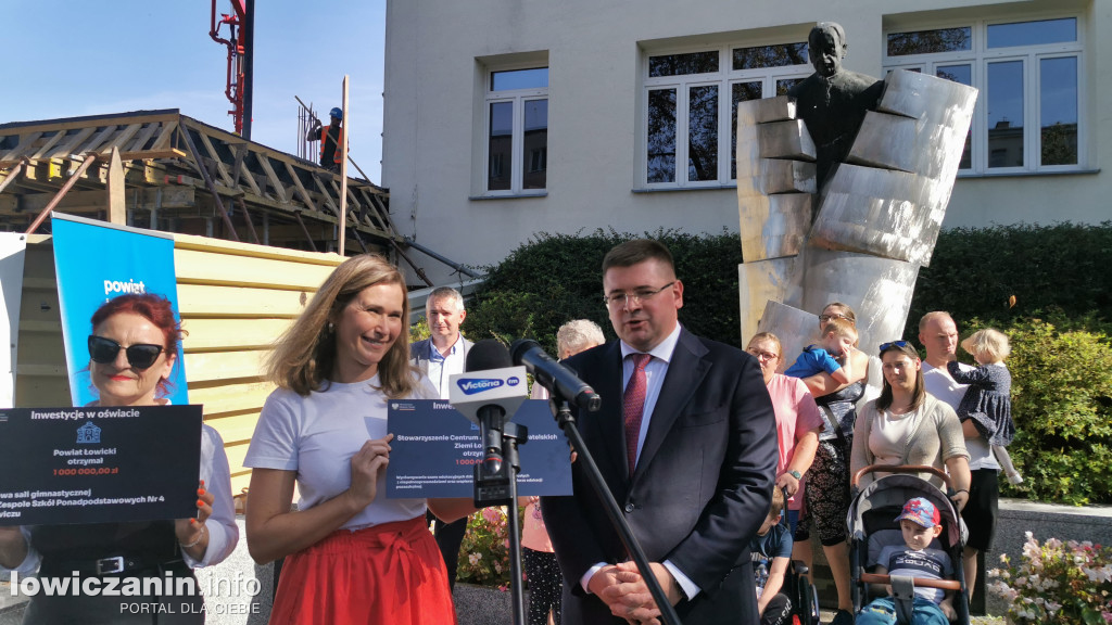 Wiceminister Edukacji Tomasz Rzymkowski gościł w Łowiczu