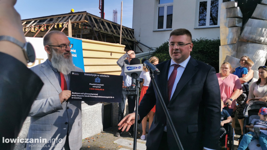 Wiceminister Edukacji Tomasz Rzymkowski gościł w Łowiczu