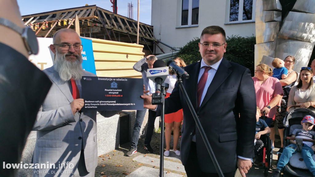 Wiceminister Edukacji Tomasz Rzymkowski gościł w Łowiczu