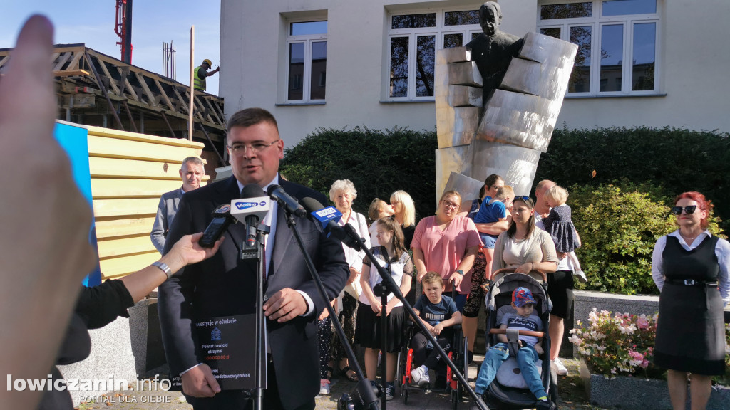 Wiceminister Edukacji Tomasz Rzymkowski gościł w Łowiczu