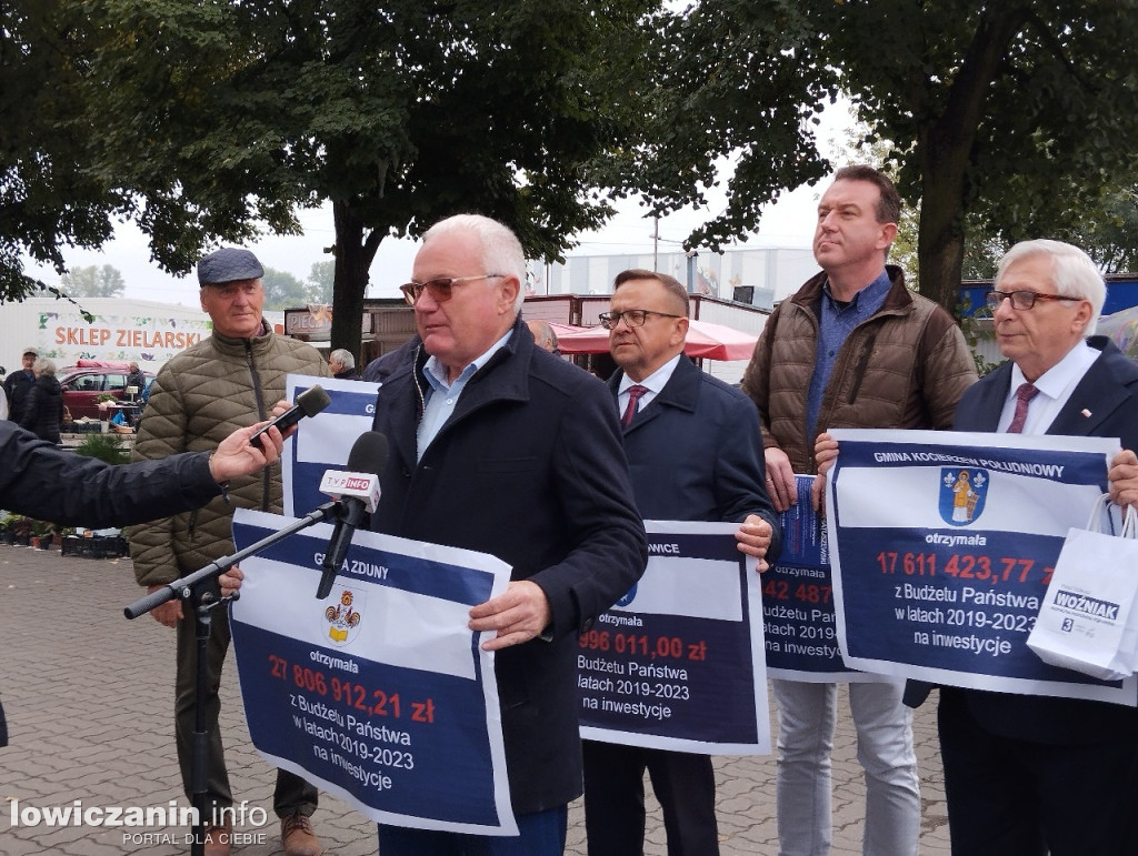 Konferencja PiS na targowisku miejskim