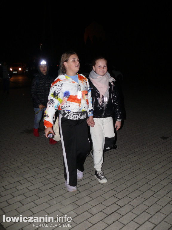 Nocny spacer z bajką w Domaniewicach