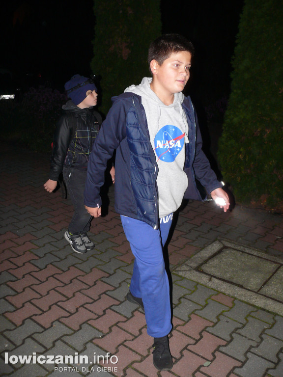 Nocny spacer z bajką w Domaniewicach