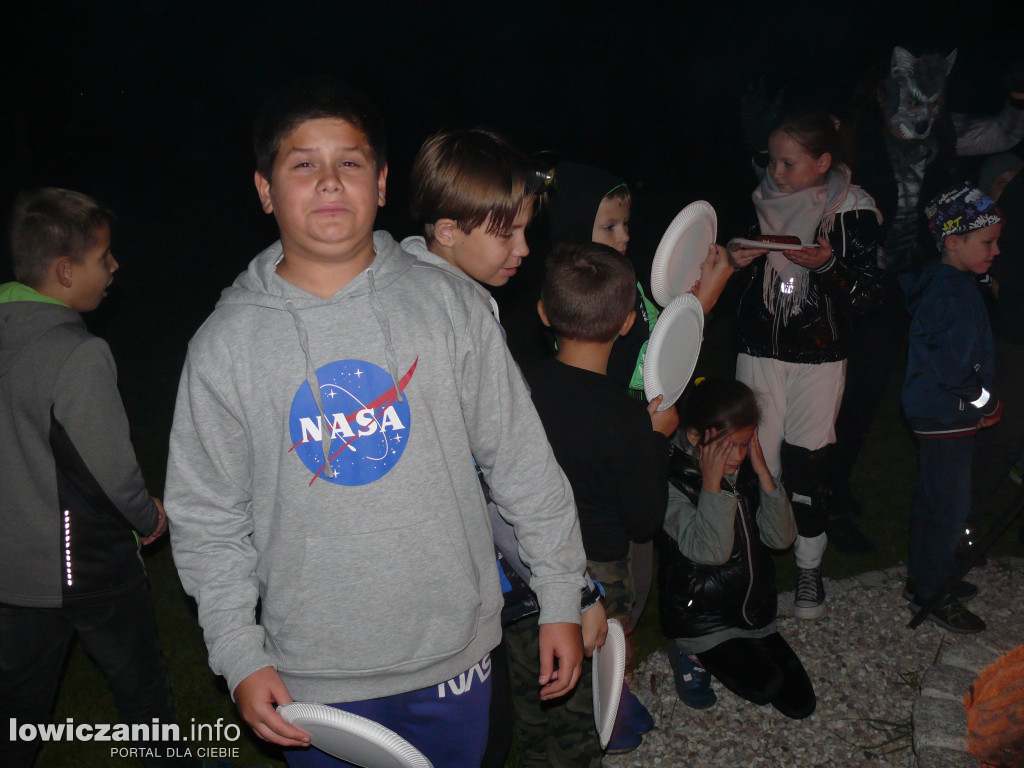 Nocny spacer z bajką w Domaniewicach