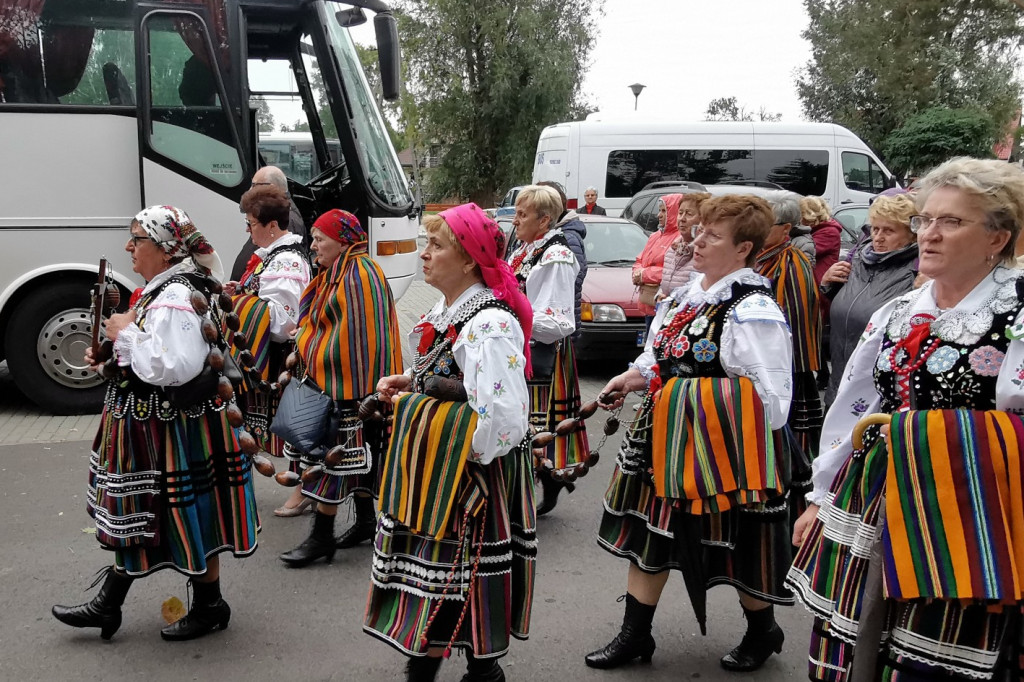 Domaniewice. Pielgrzymka Kół Żywego Różańca