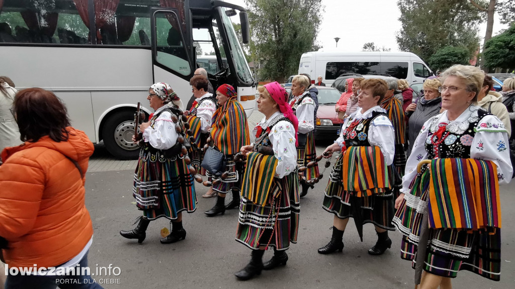 Domaniewice. Pielgrzymka Kół Żywego Różańca
