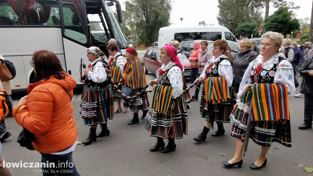 Domaniewice. Pielgrzymka Kół Żywego Różańca