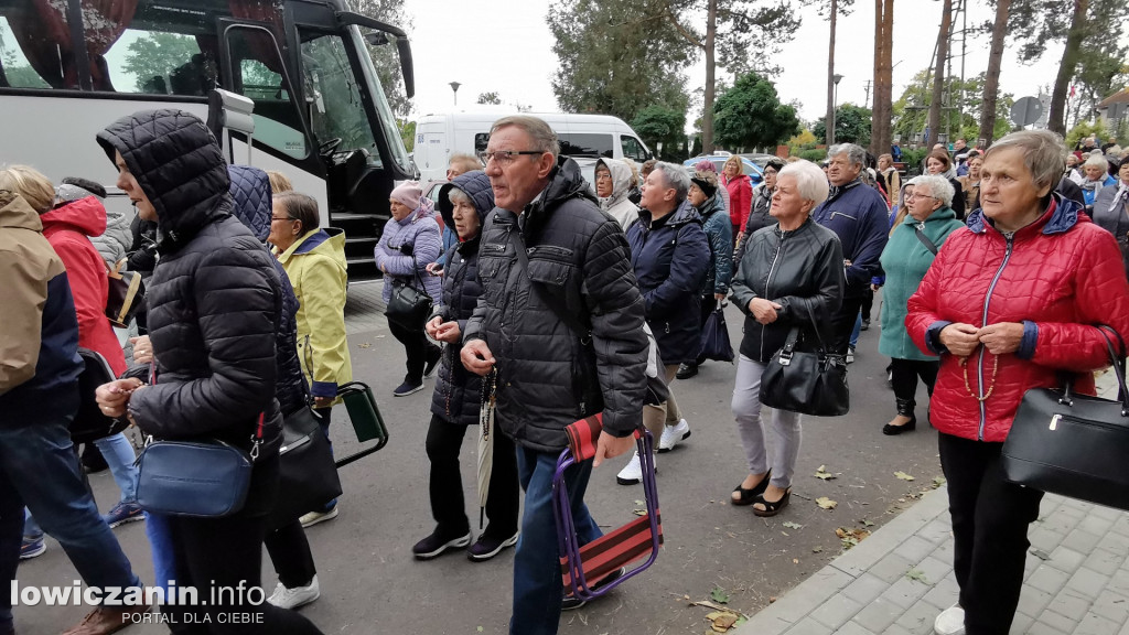 Domaniewice. Pielgrzymka Kół Żywego Różańca