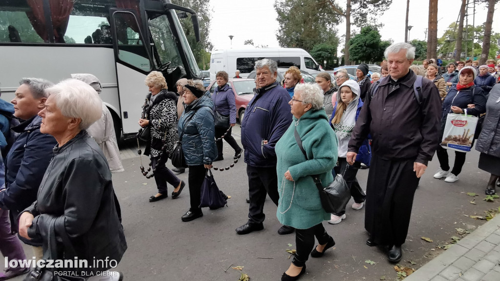 Domaniewice. Pielgrzymka Kół Żywego Różańca