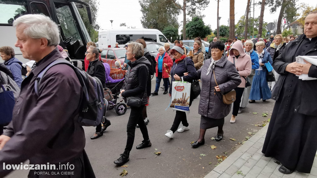 Domaniewice. Pielgrzymka Kół Żywego Różańca