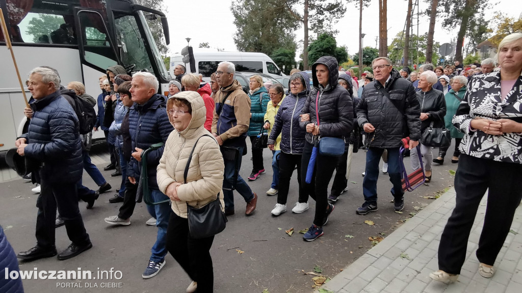 Domaniewice. Pielgrzymka Kół Żywego Różańca
