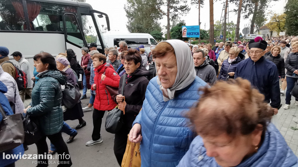 Domaniewice. Pielgrzymka Kół Żywego Różańca