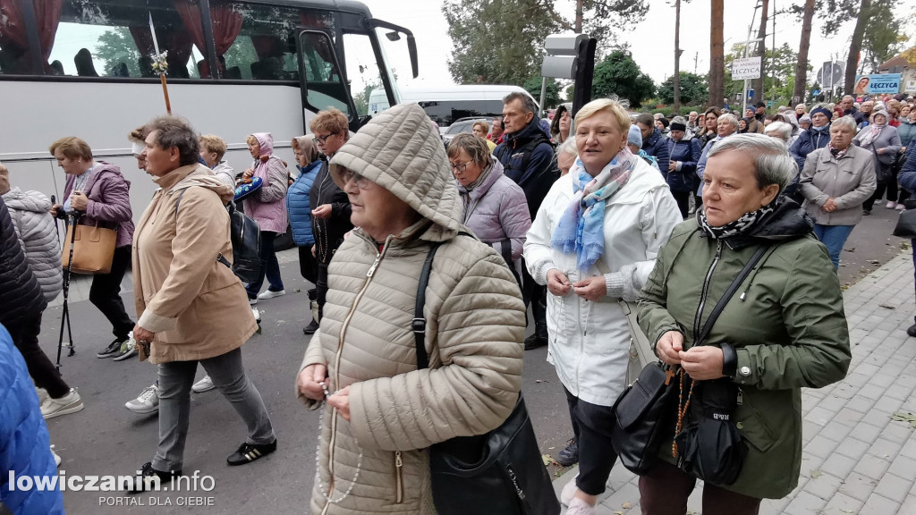 Domaniewice. Pielgrzymka Kół Żywego Różańca