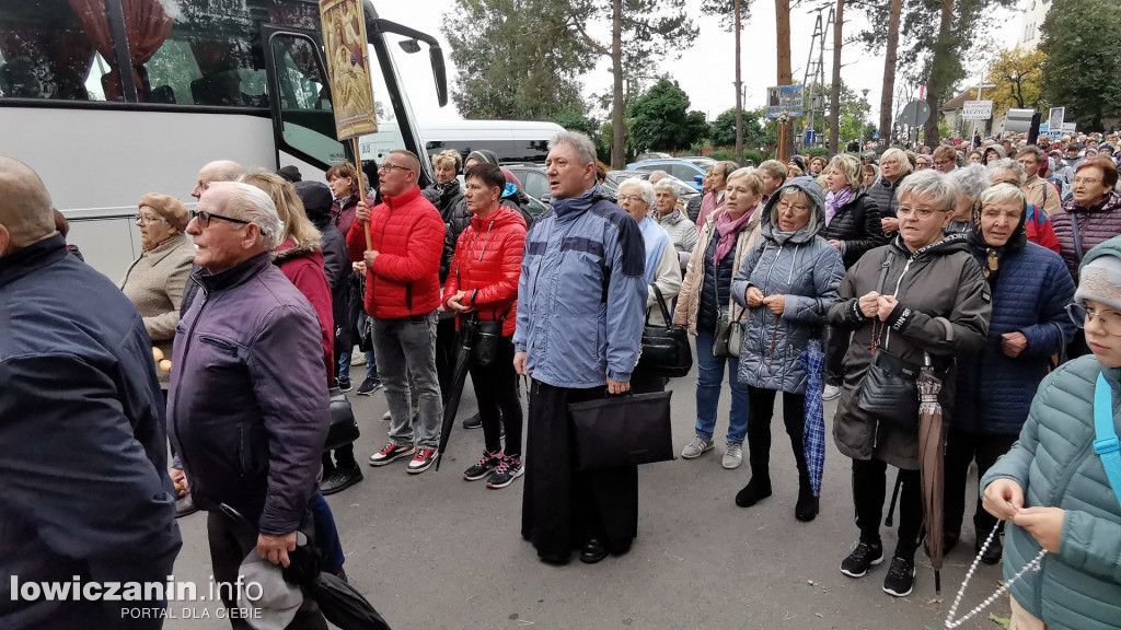Domaniewice. Pielgrzymka Kół Żywego Różańca
