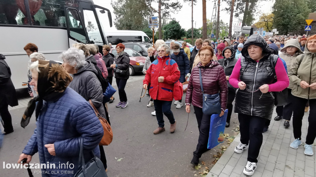 Domaniewice. Pielgrzymka Kół Żywego Różańca