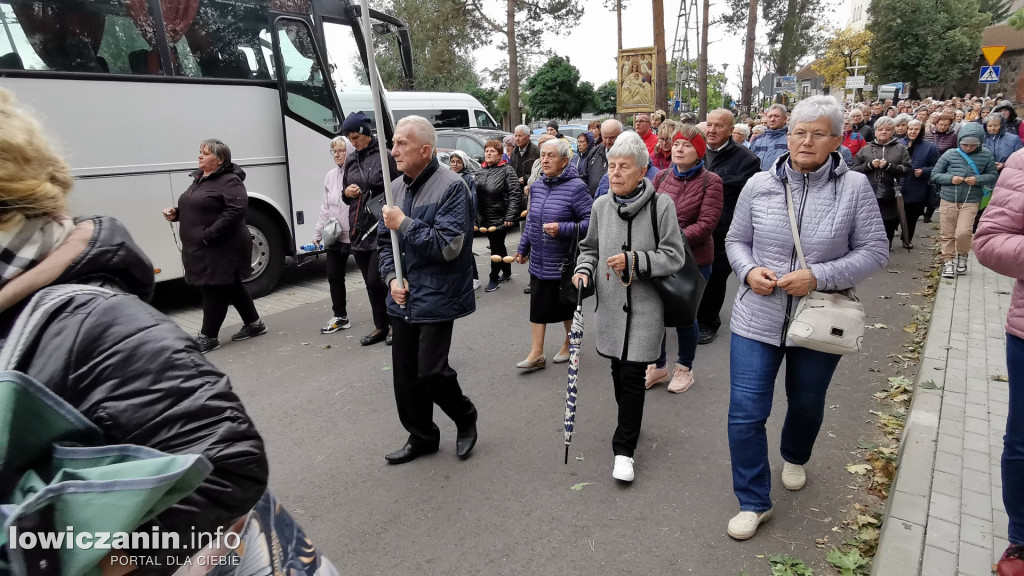 Domaniewice. Pielgrzymka Kół Żywego Różańca