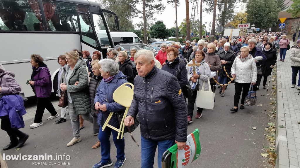 Domaniewice. Pielgrzymka Kół Żywego Różańca