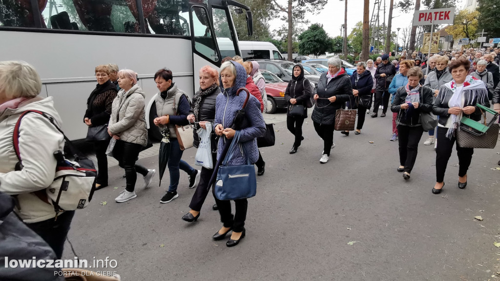 Domaniewice. Pielgrzymka Kół Żywego Różańca