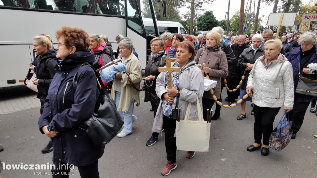 Domaniewice. Pielgrzymka Kół Żywego Różańca
