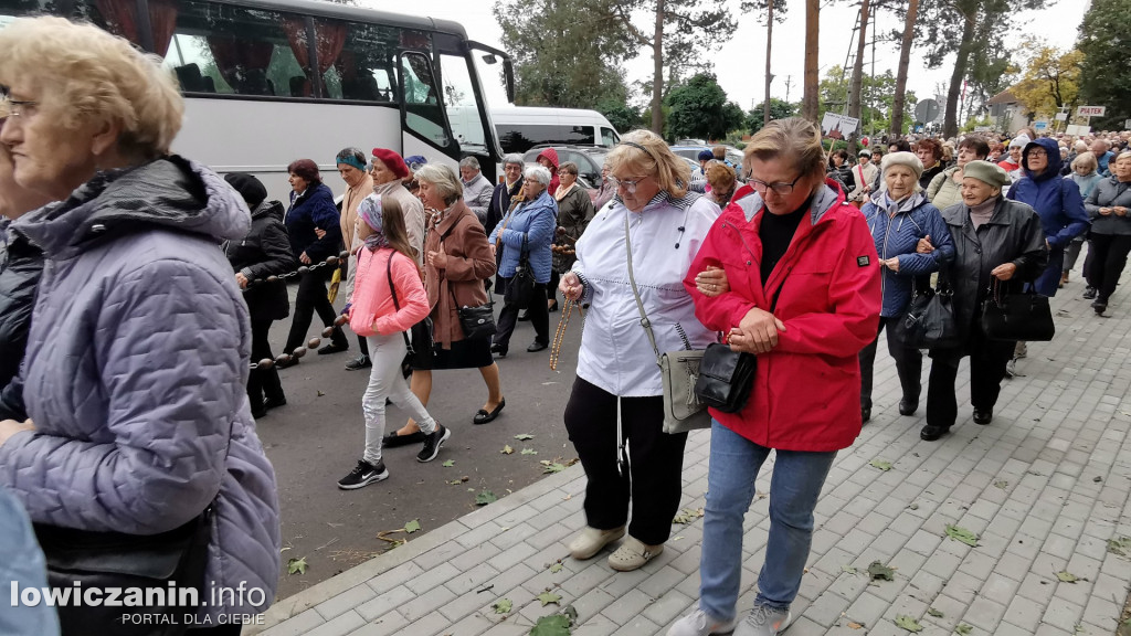 Domaniewice. Pielgrzymka Kół Żywego Różańca