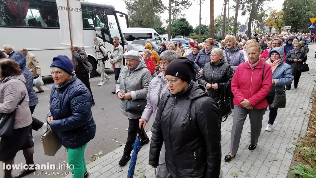 Domaniewice. Pielgrzymka Kół Żywego Różańca