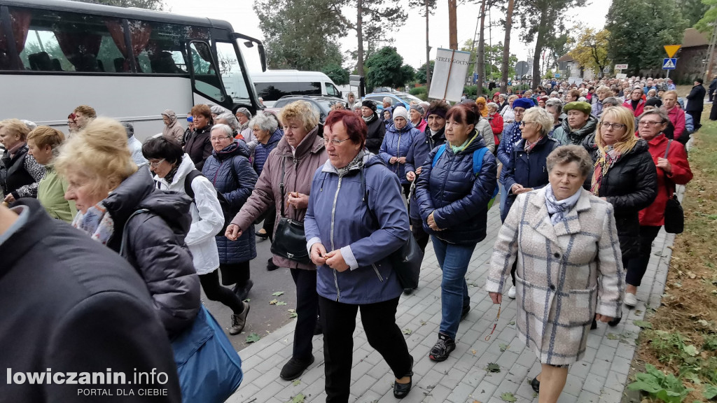 Domaniewice. Pielgrzymka Kół Żywego Różańca