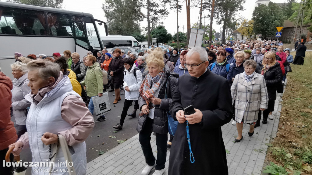 Domaniewice. Pielgrzymka Kół Żywego Różańca