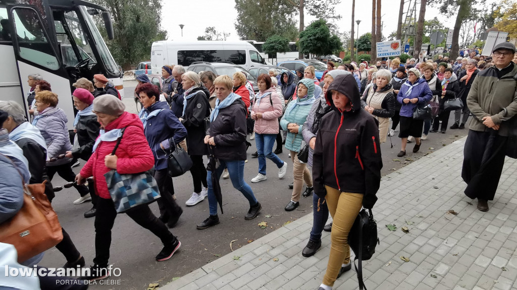 Domaniewice. Pielgrzymka Kół Żywego Różańca