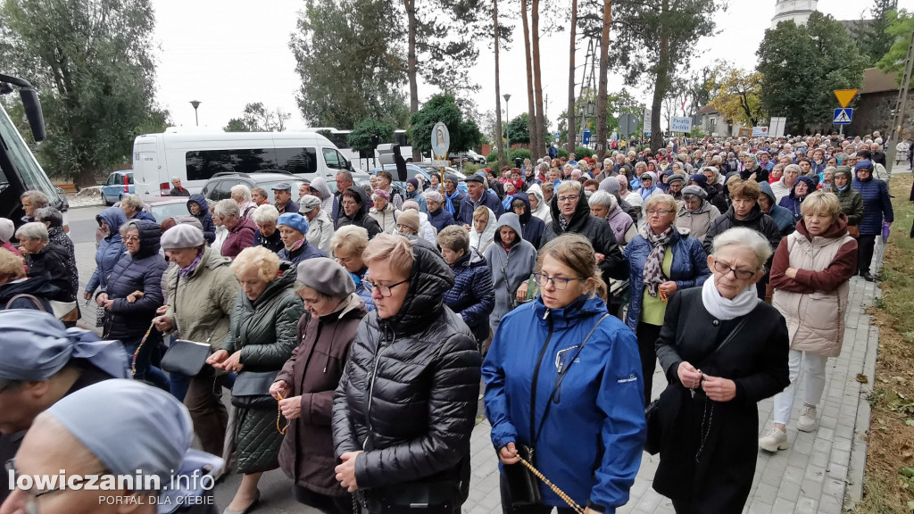 Domaniewice. Pielgrzymka Kół Żywego Różańca