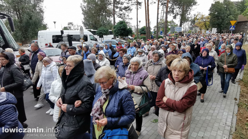 Domaniewice. Pielgrzymka Kół Żywego Różańca